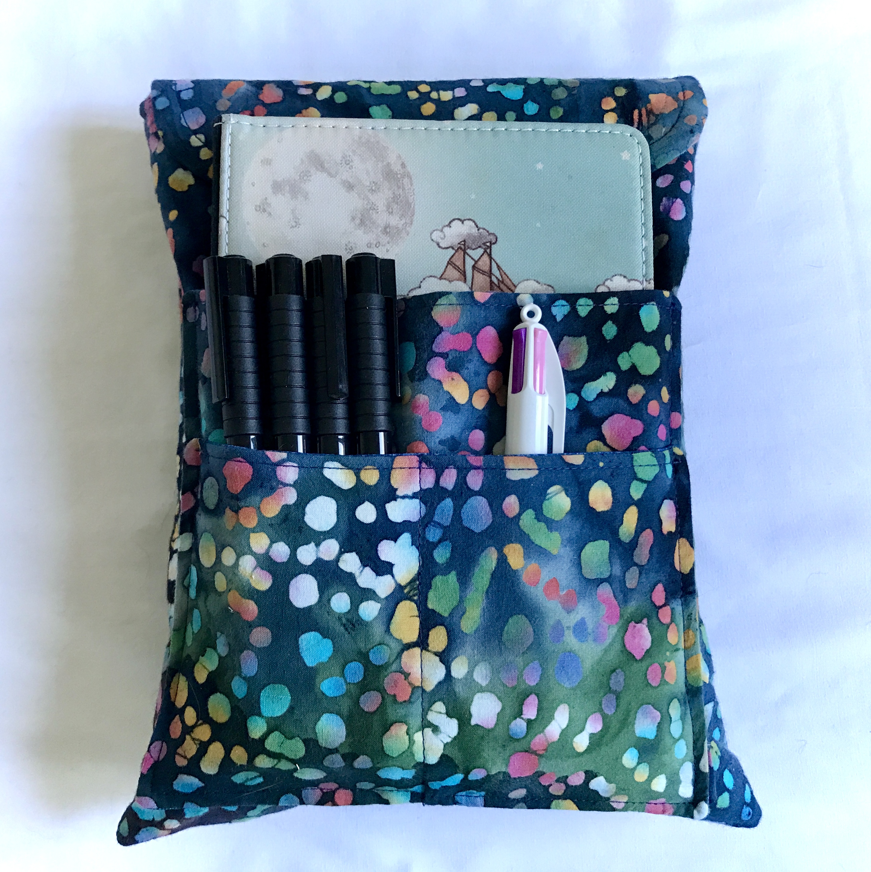 Padded Dark Blue Rainbow Speckled Book Sleeve with Storage for Medium Books, PLUS eReader, Notebooks, and Annotating Supplies